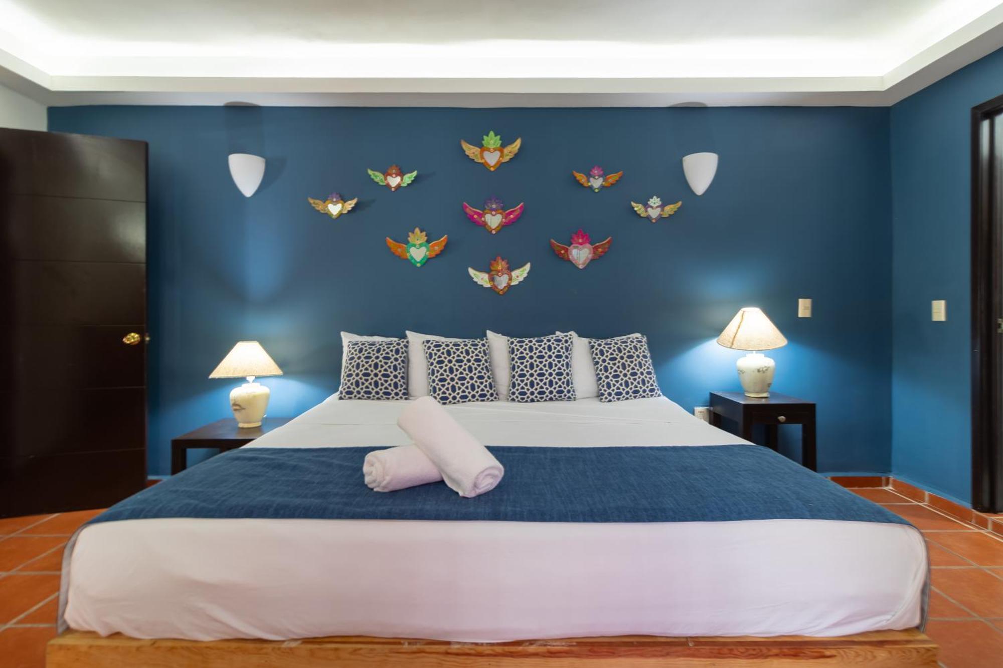 La Iguana Vallarta Lgbt Adults Only - Romantic Zone - Party Clubbing Street Пуэрто-Вальярта Экстерьер фото