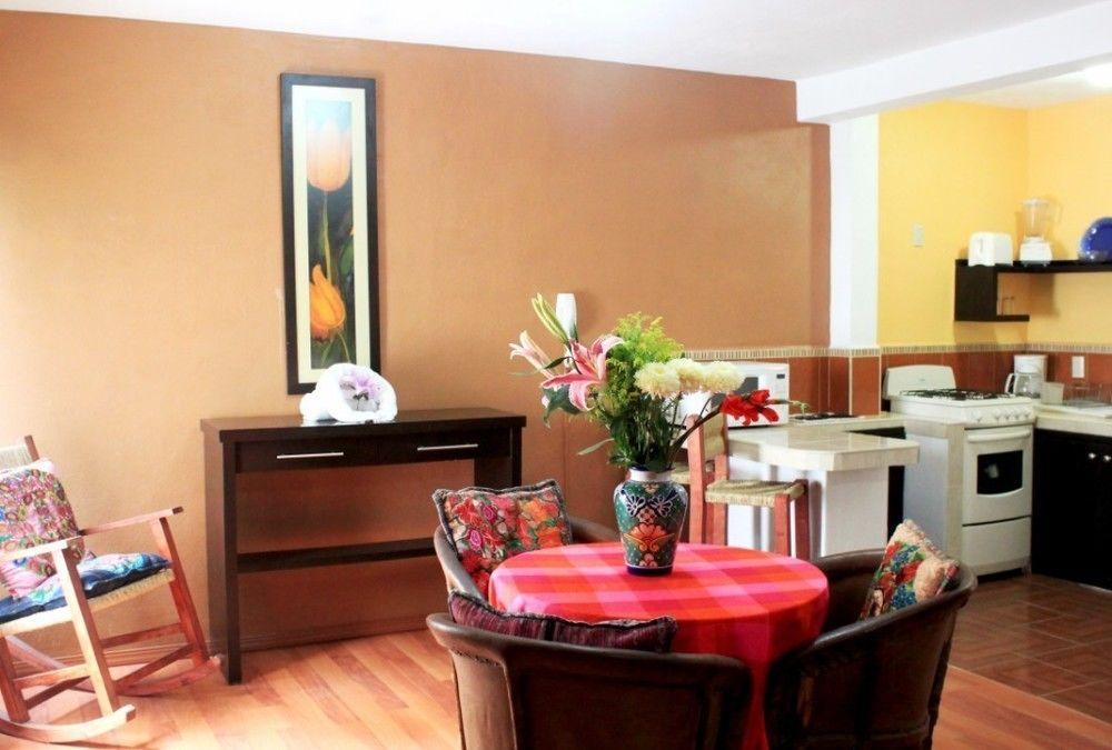 La Iguana Vallarta Lgbt Adults Only - Romantic Zone - Party Clubbing Street Пуэрто-Вальярта Экстерьер фото